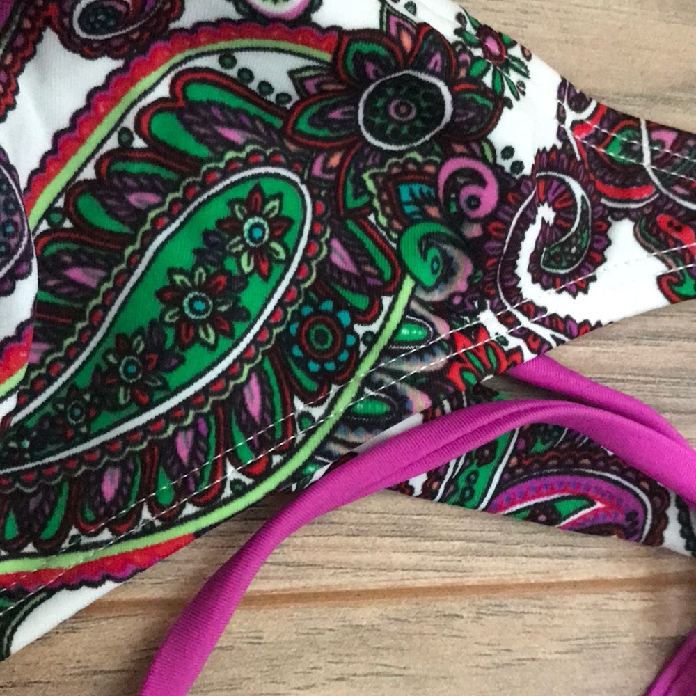Swimsuit - Picture 2 of 4